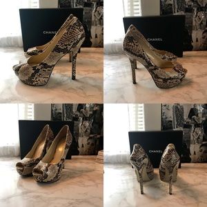Snake Skin Peep Toe Heels Size 7